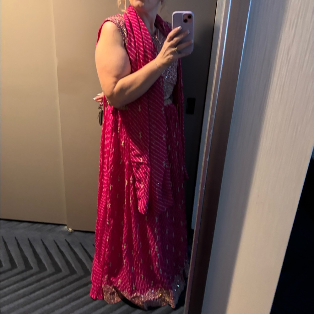 Elegant Pink Women's Dress